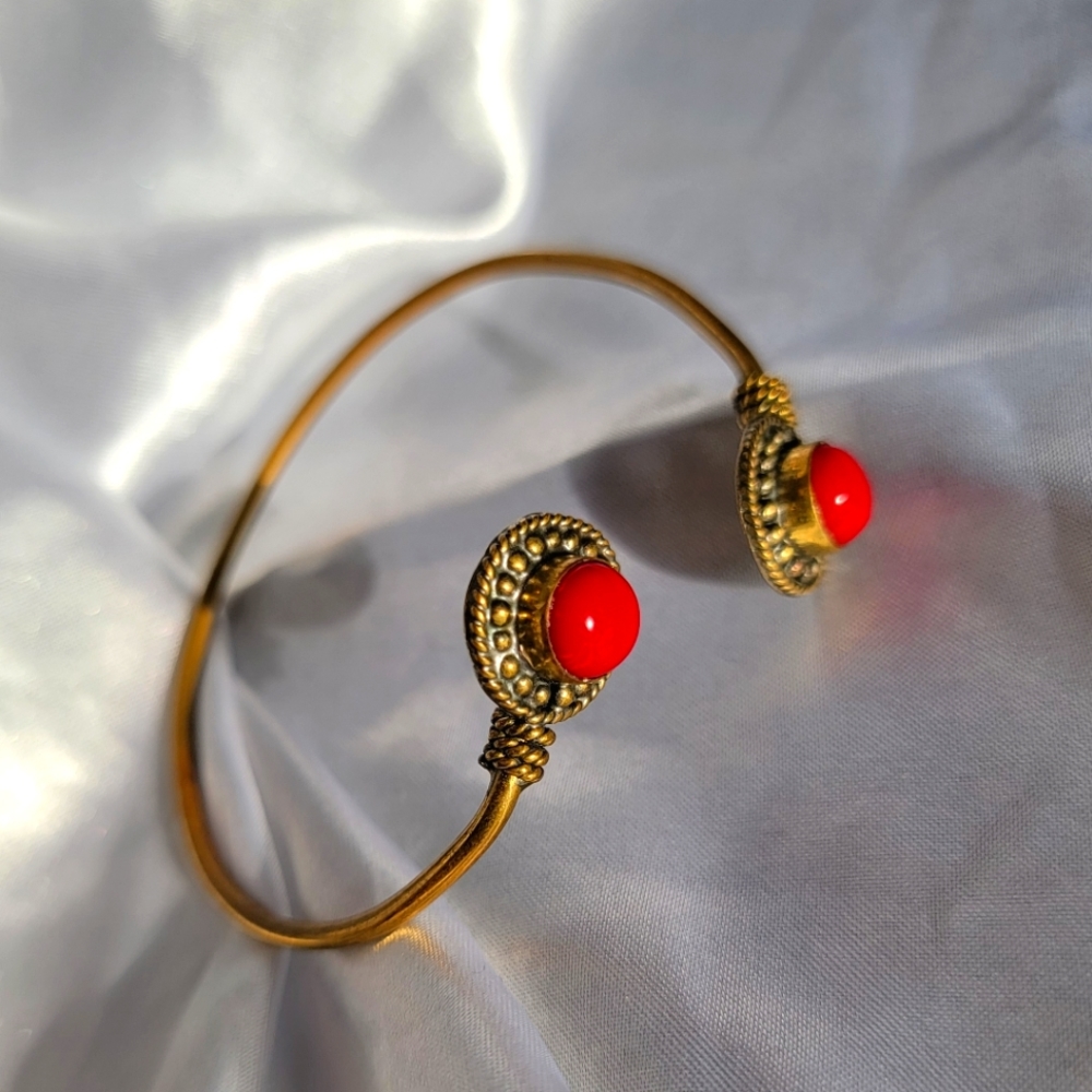 Bronze adjustable bracelet with red jasper stones women's costume jewelry - Picture 1 of 5